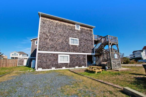 NH301, Driftwood Dreaming- Hot Tub, Oceanside, Close to Ocean!